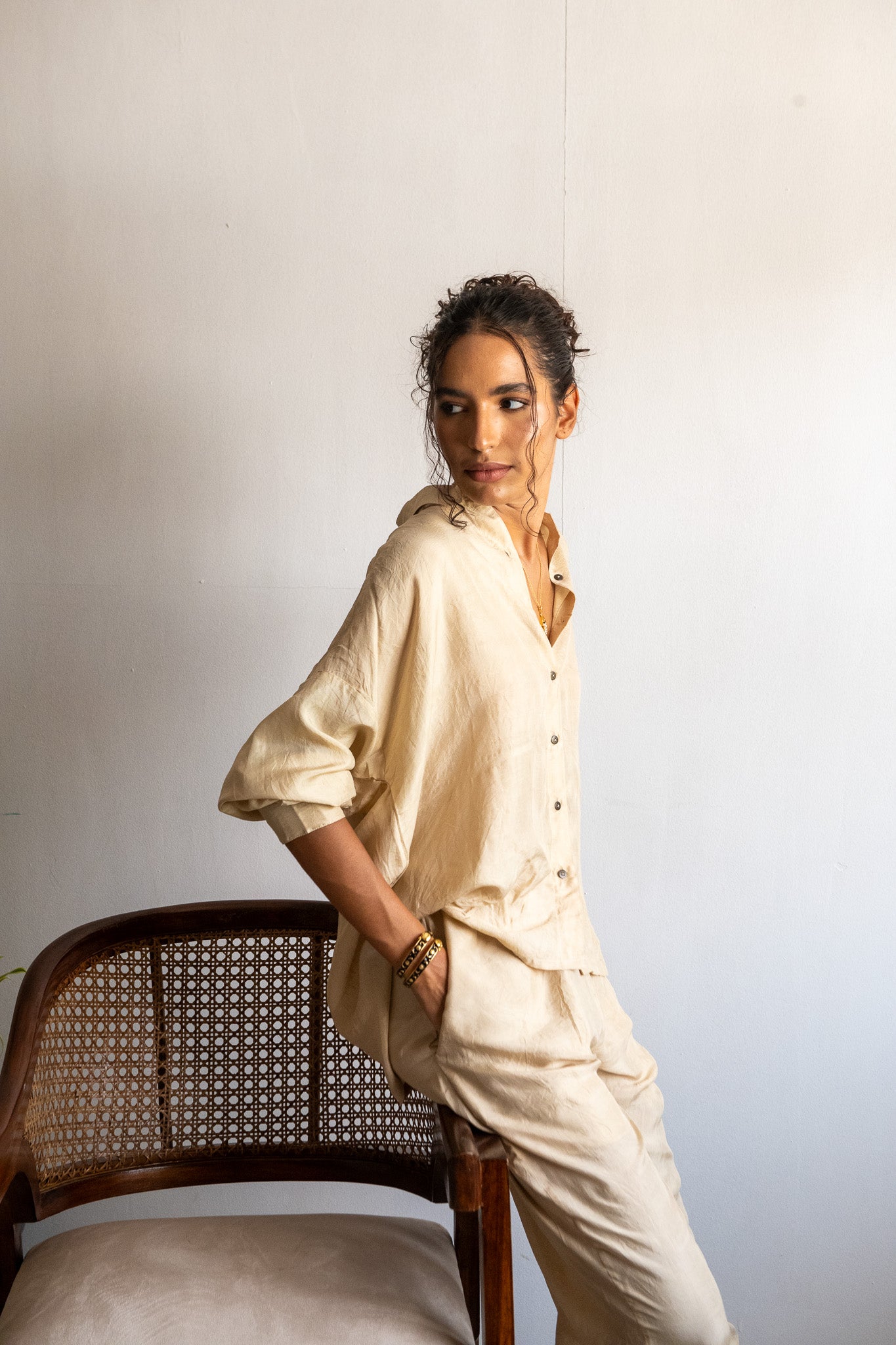 Ivory Silk Shirt & Contrast Clutch Set – Minimal Luxe Bundle