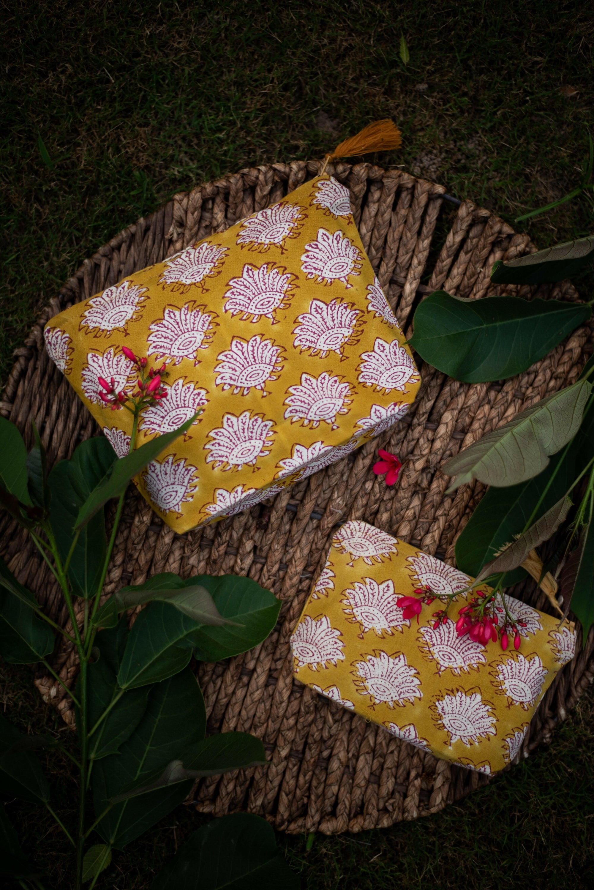 Sun-Kissed Cotton Pouch Set